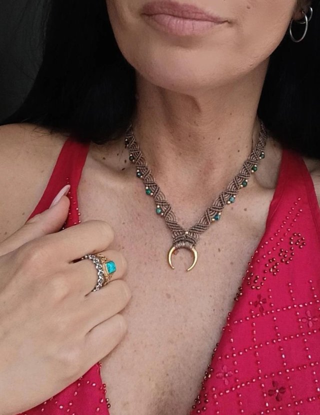 Choker z zielonymi agatami