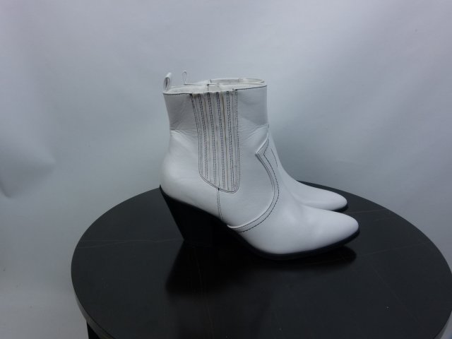 New Look białe botki na obcasie ekoskóra 40 / 27,5 cm