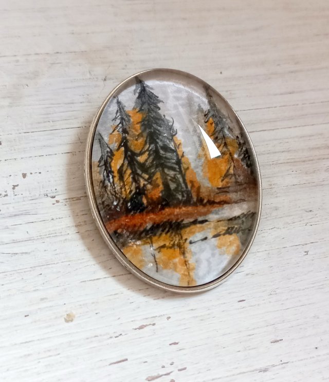 Broszka z mini akwarelą -jesienny krajobraz