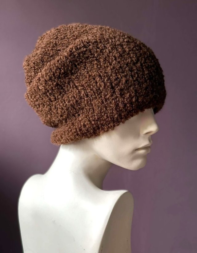 ALPACA BOUCLE * EFEKTOWNA ZIMOWA CZAPKA * CZEKOLADA * BRĄZOWA