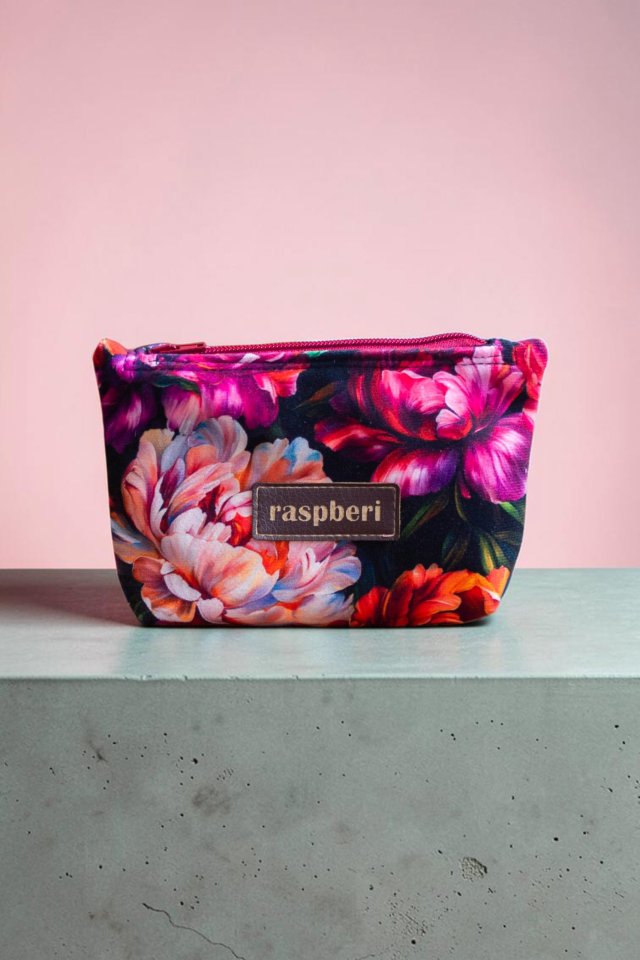 Etui na klucze z weluru w peonie – kwiatowe etui handmade