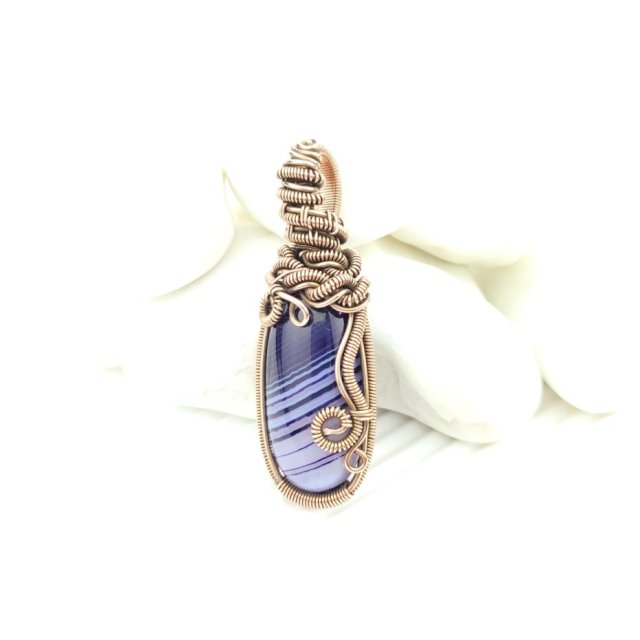 Wisiorek z fioletowym agatem wire wrapping