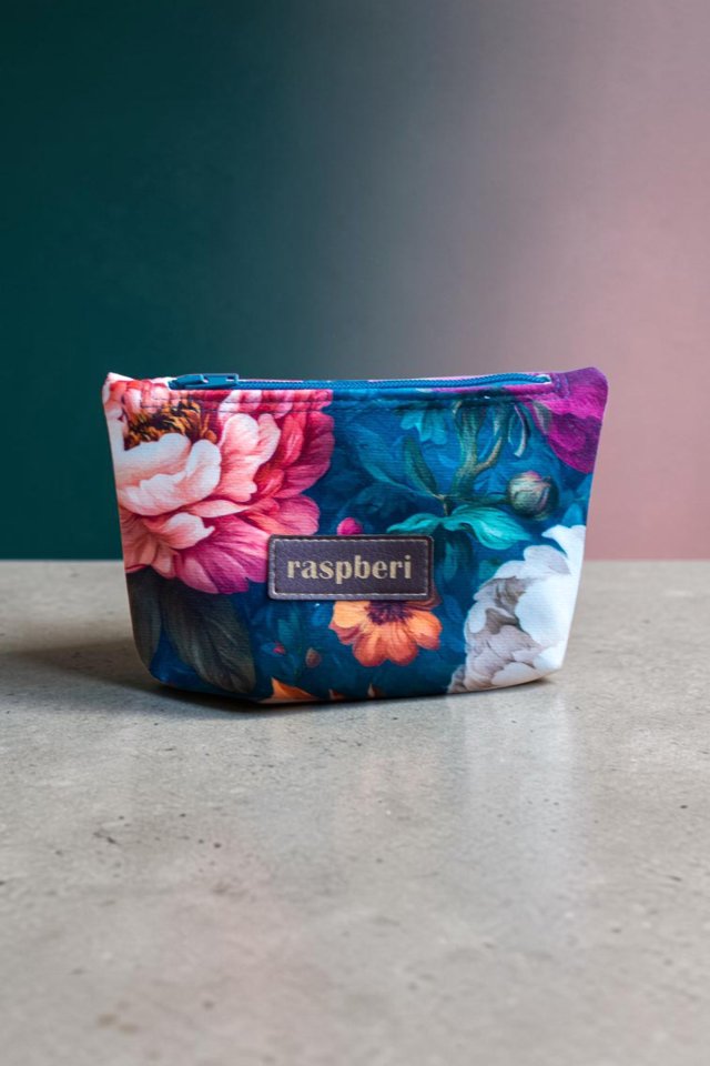 Etui na klucze z weluru w peonie – kwiatowe etui handmade