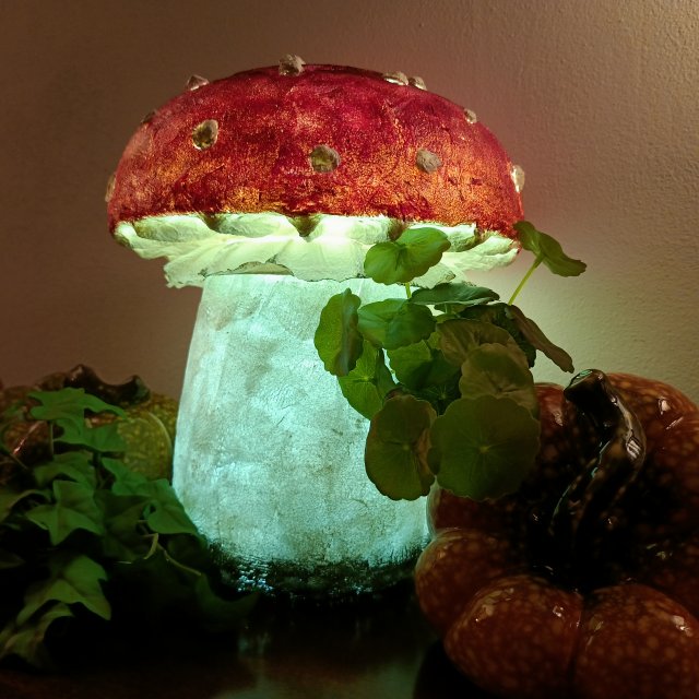 Lampka nocna muchomorek