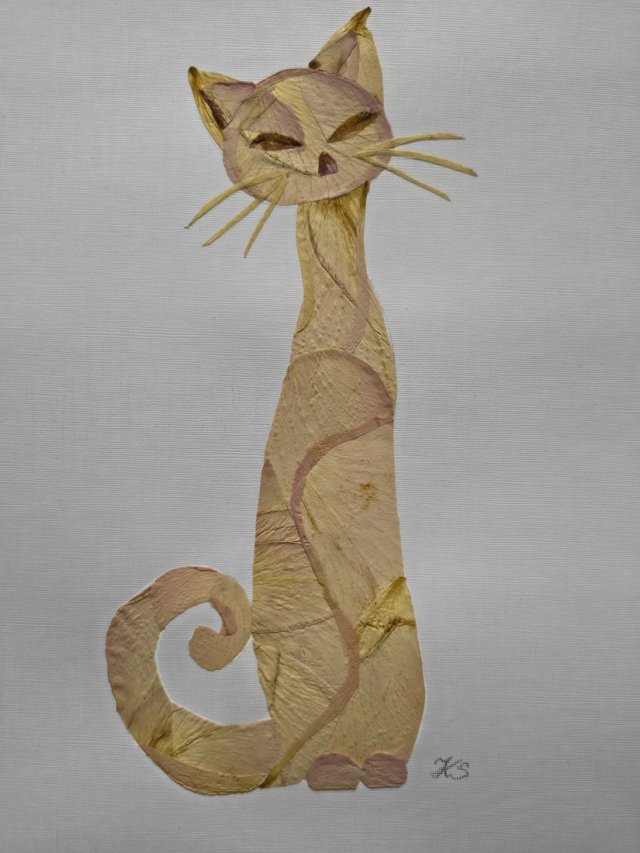 Różany kot – obraz z suszonych płatków róż  21 × 30 cm