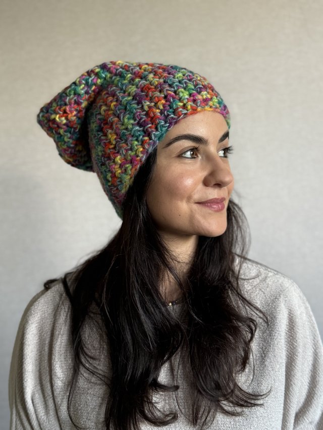 Kolorowa czapka beanie wełniana z alpaką – ręcznie wykonana w Polsce