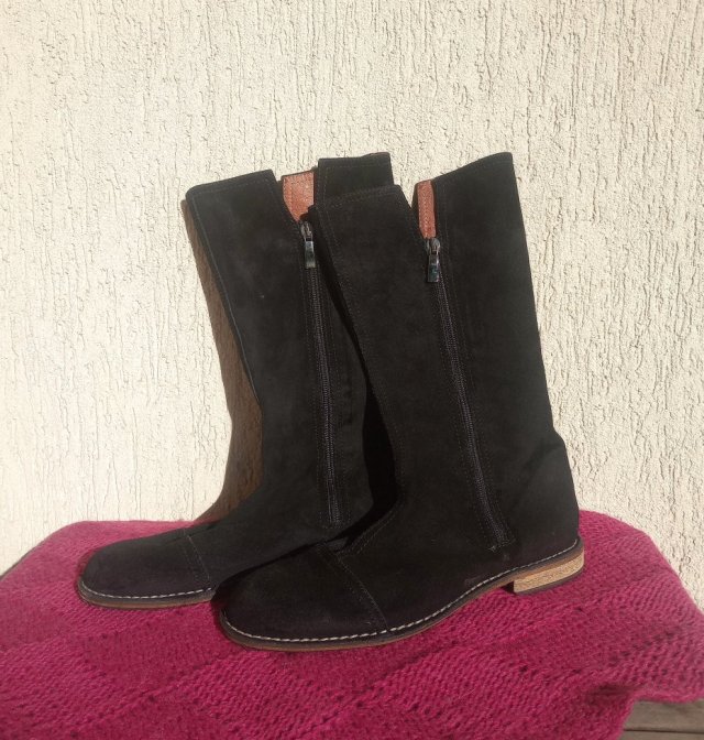 Z naturalnego zamszu 26 cm