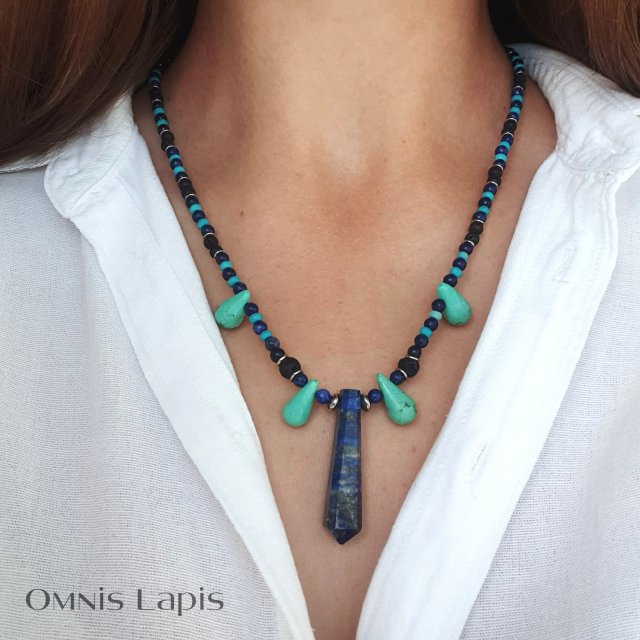 Etniczny naszyjnik - lapis-lazuli, lawa, magnezyt