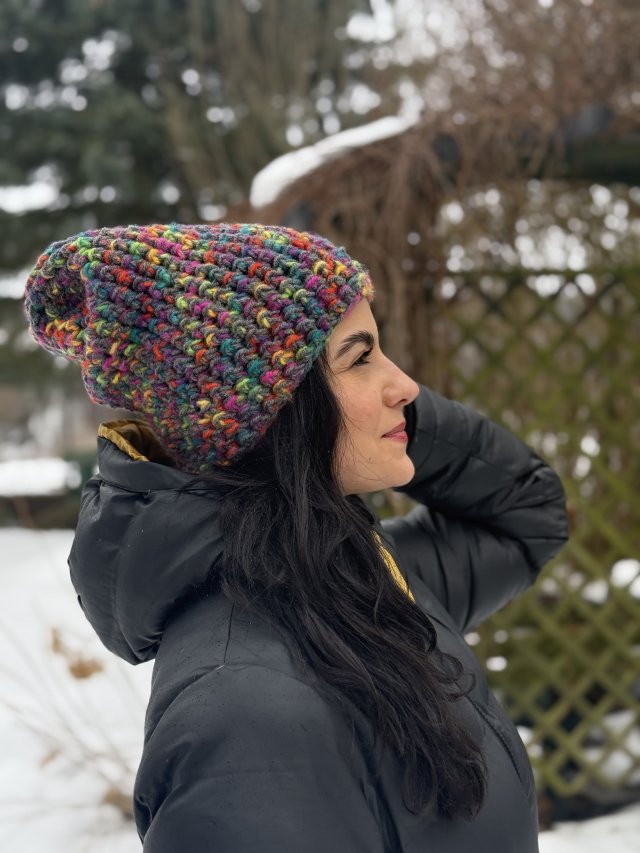 Kolorowa czapka beanie wełniana z alpaką – ręcznie wykonana w Polsce