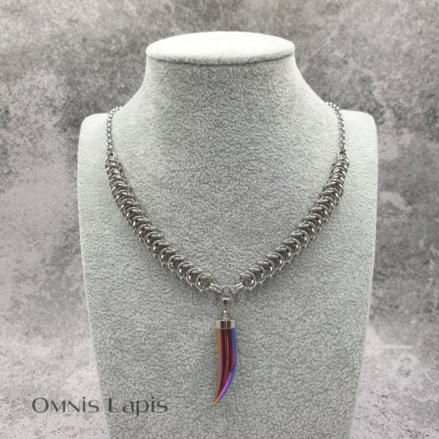 Naszyjnik chainmaille - mistyczny, tytanowy hematyt