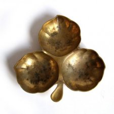 popielnica koniczyna