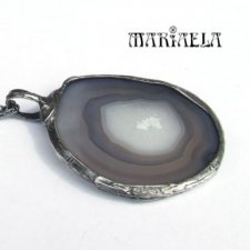 PIĘKNO UKRYTE W SZAROŚCI