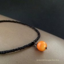 Cieniutka z agatów z koralem... - bransoletka