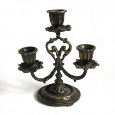 świecznik na nóżce