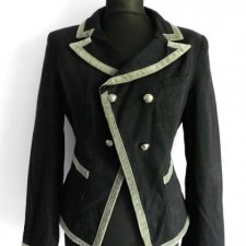 Asymetryczny frakowy