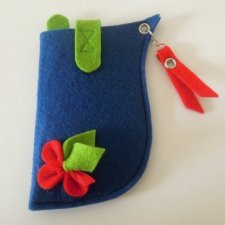 Etui na telefon- Niebieskie z Czerwonym Kwiatkiem