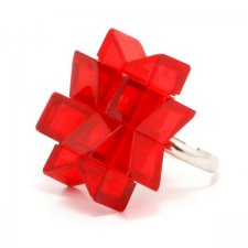 pierścionek - czerwona gwiazdka