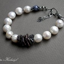 PEARLS & SAPPHIRE