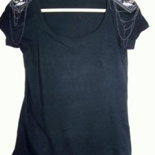 SALE -CZARNA Z PAGONAMI