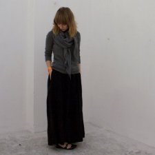 czarna spódnica maxi