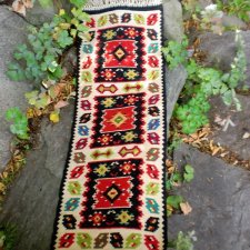 piękny kilim wełniany