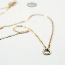 SUN - złocony wisiorek