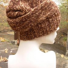 CZAPA WEŁNA * MELANŻ BRĄZOWY