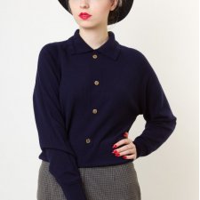 Granatowy retro sweterek z cienkiej wełny