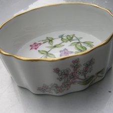 Spode Stafford Flowers porcelanowa miska  naczynie do zapiekania
