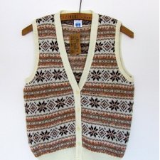 Retro style knitted waistcoat