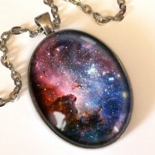 Karina nebula 0450 - owalny medalion z łańcuszkiem - Egginegg