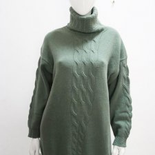 44 Zielony golf sweter
