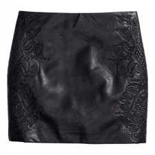 H&M SKÓRZANA MINI Z BAROKOWYMI PRZESZYCIAMI