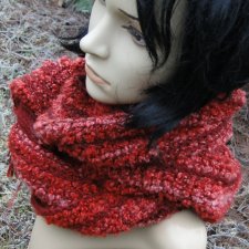 czerwienie boucle / szal