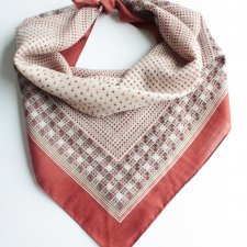 Stylowa chusta vintage drobny wzór