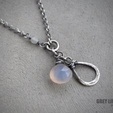 Chalcedon aqua wisiorek