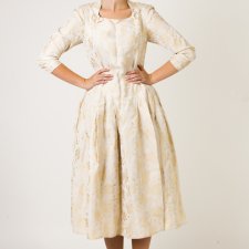 Satynowa suknia ślubna lata 50.