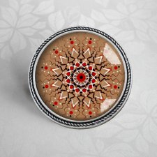 MANDALA BRĄZ- PIĘKNA BROSZKA Z GRAFIKĄ W SZKLE
