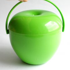 Zielone jabłko pojemnik
