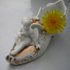 Starej daty porcelanowy pantofelek z anielskim błogosławieństwem