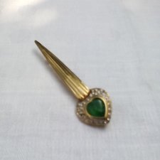 green heart vintage