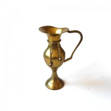 dzbanuszek z kuleczkami