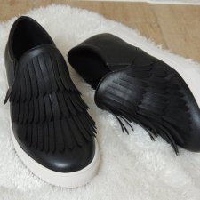 slip on frędzle