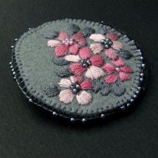 million bells / pink / brooch