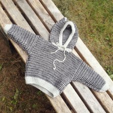 Wełniana bluza z kapturem