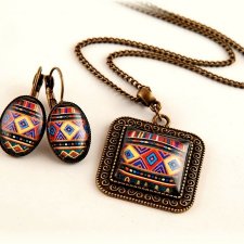 Komplet biżuterii -naszyjnik i kolczyki we wzór folkowy