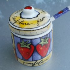 smakowity porcelanowy na dżemy  i konfitury smakowicie zdobiony zestaw