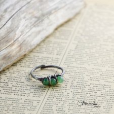 Delikatność - pierścionek z jadeitem