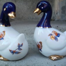 Porcelanowa  para na szczęście  ona i on 6 x prawie 5 podstawa 4,5 x 3 wys.  8,5 cm