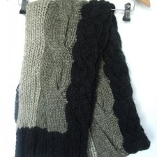 CIEPŁY SZAL Z WARKOCZAMI